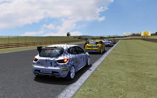 Fun Radio con la Clio Cup Online